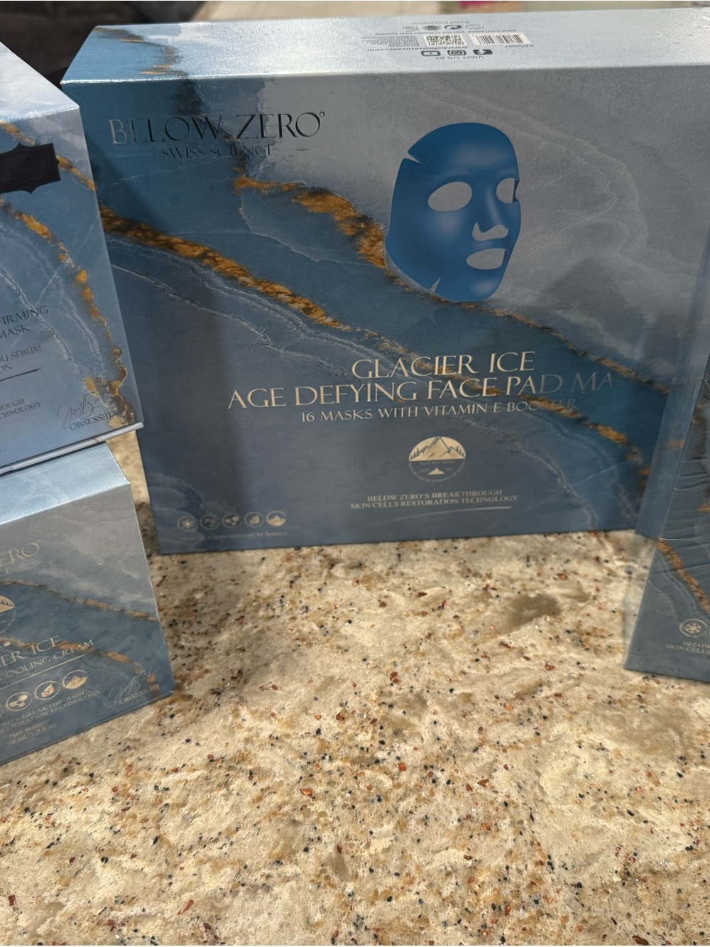 Below Zero Glacier Ice Lot 15 Pad Masks, Peeling Mask, Cream, & Serum Cooling